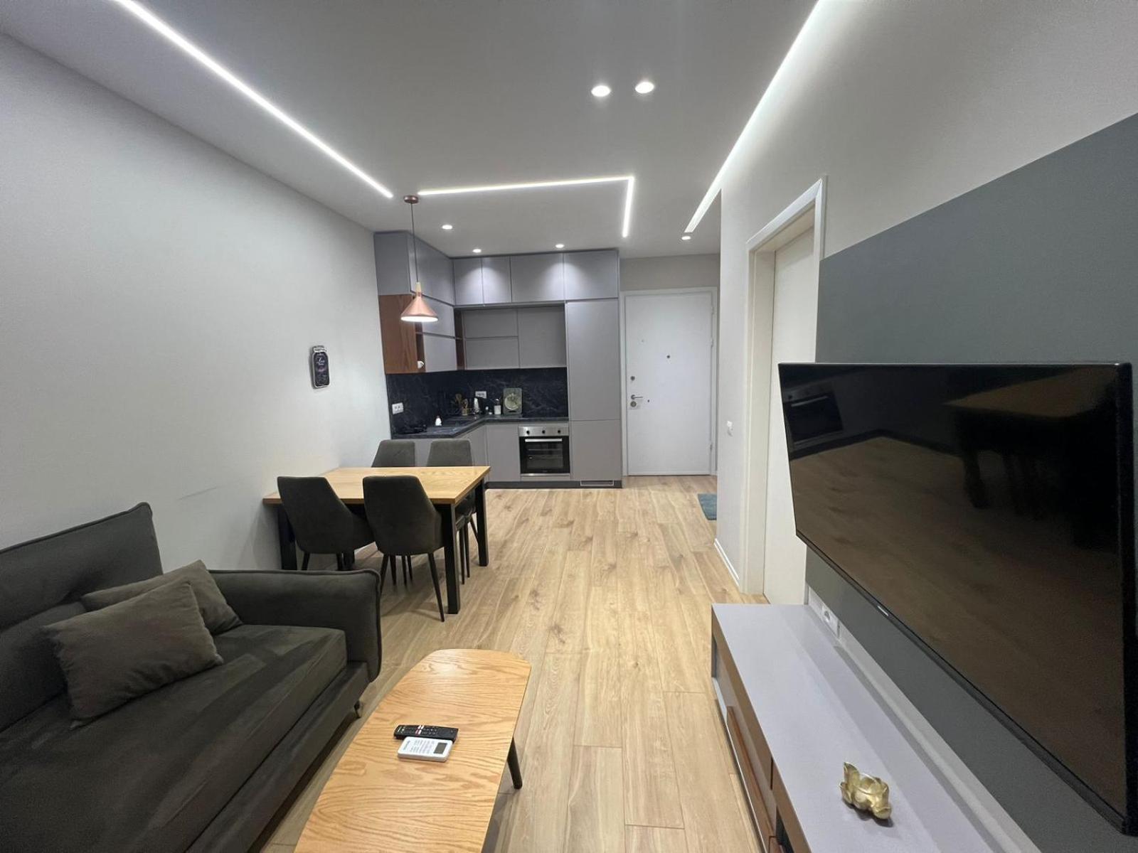 Shehu Apartment *